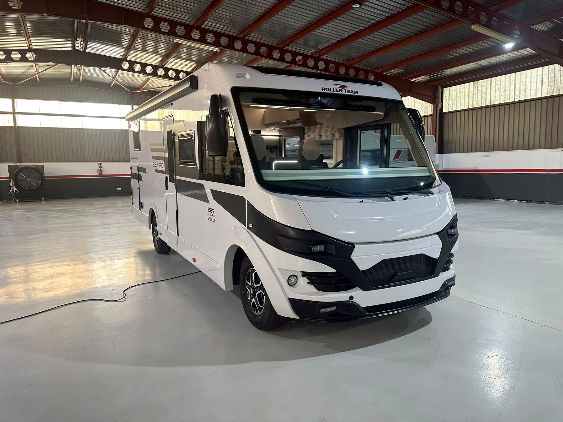 Autocaravana Integral Zefiro 287